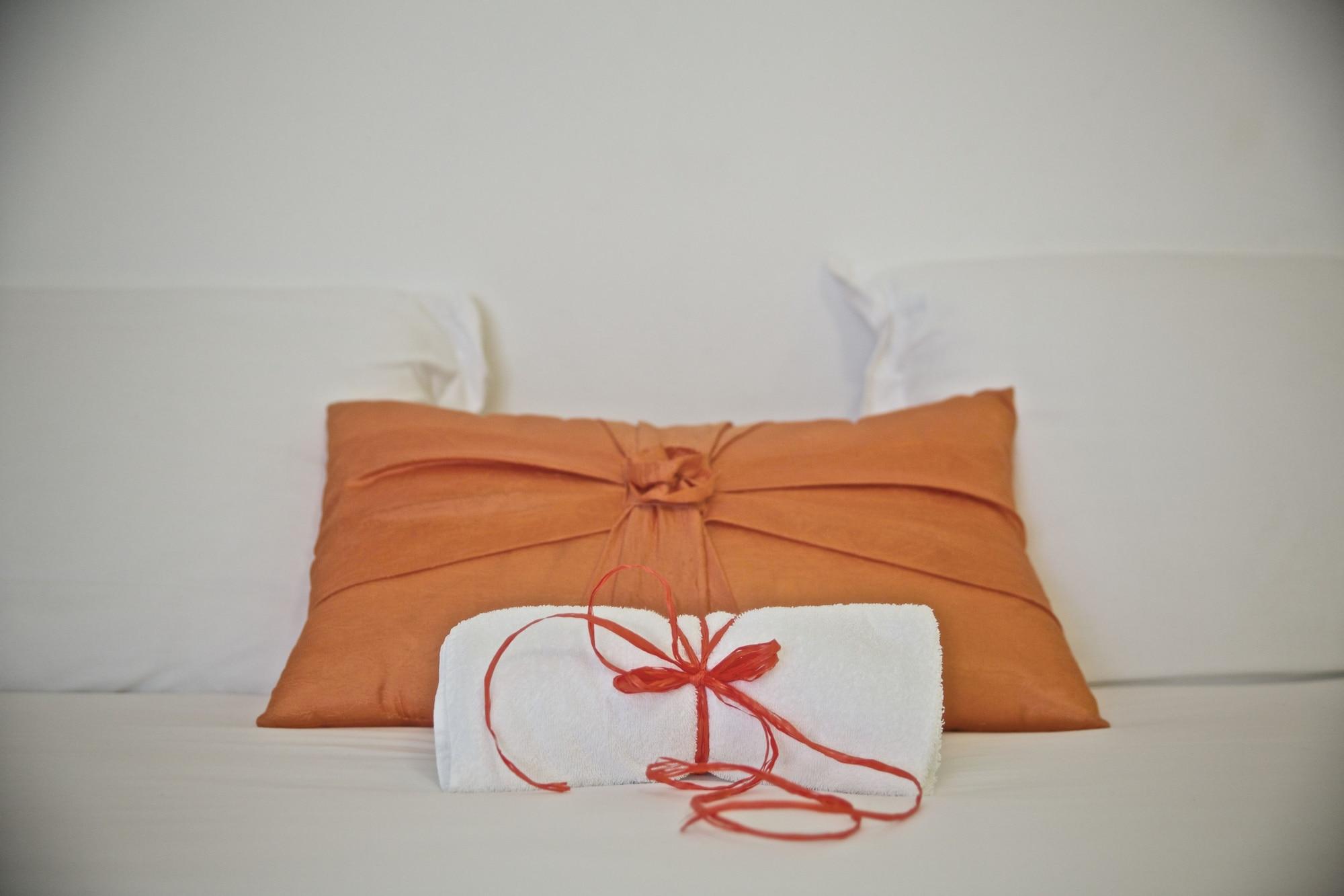 Hotel Zenit Salento Lecce Bagian luar foto