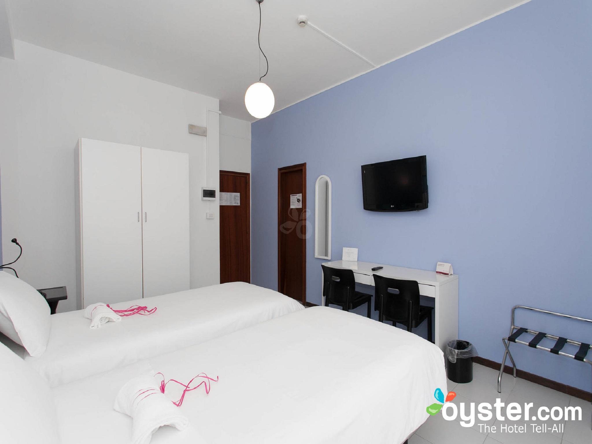 Hotel Zenit Salento Lecce Bagian luar foto