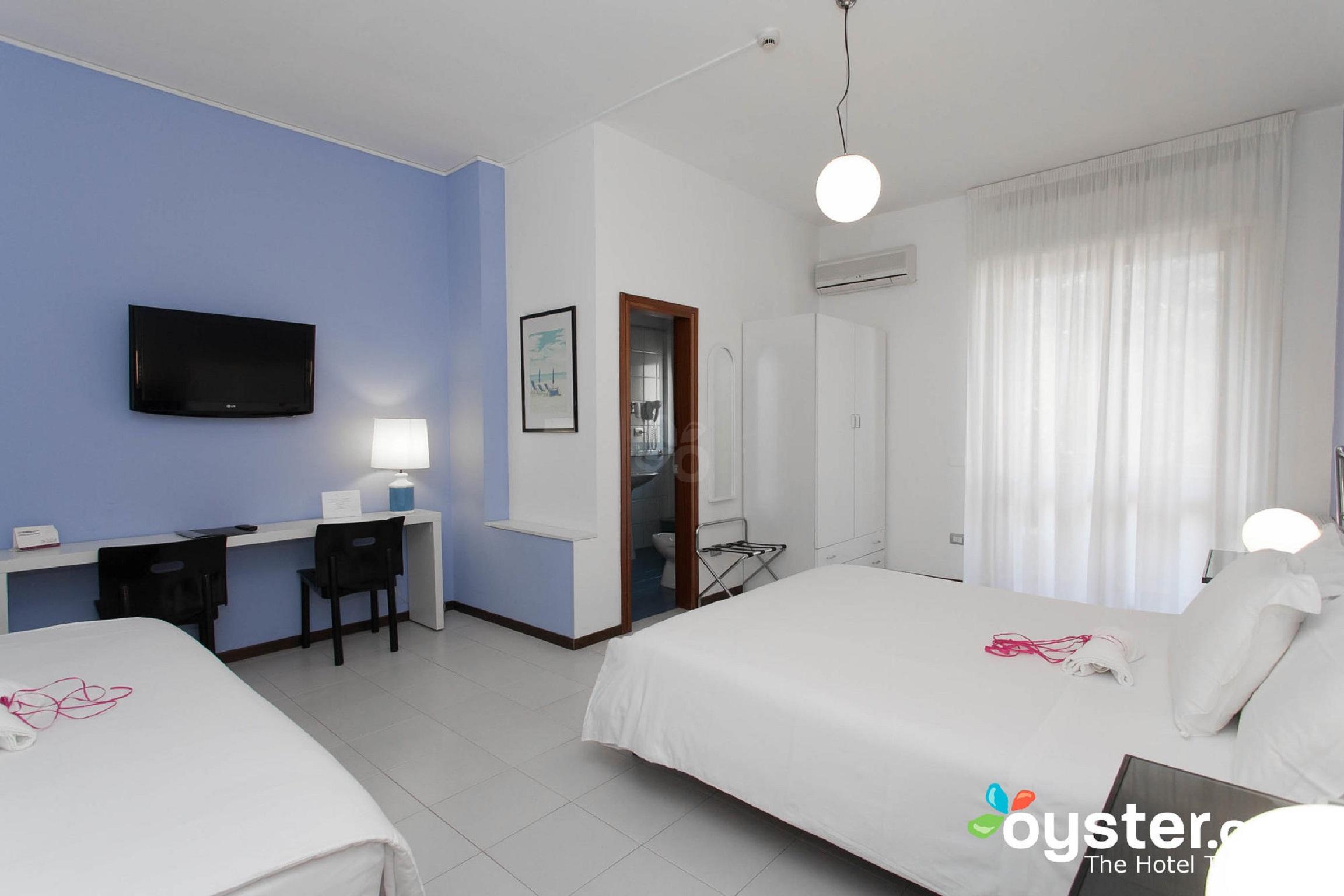 Hotel Zenit Salento Lecce Bagian luar foto