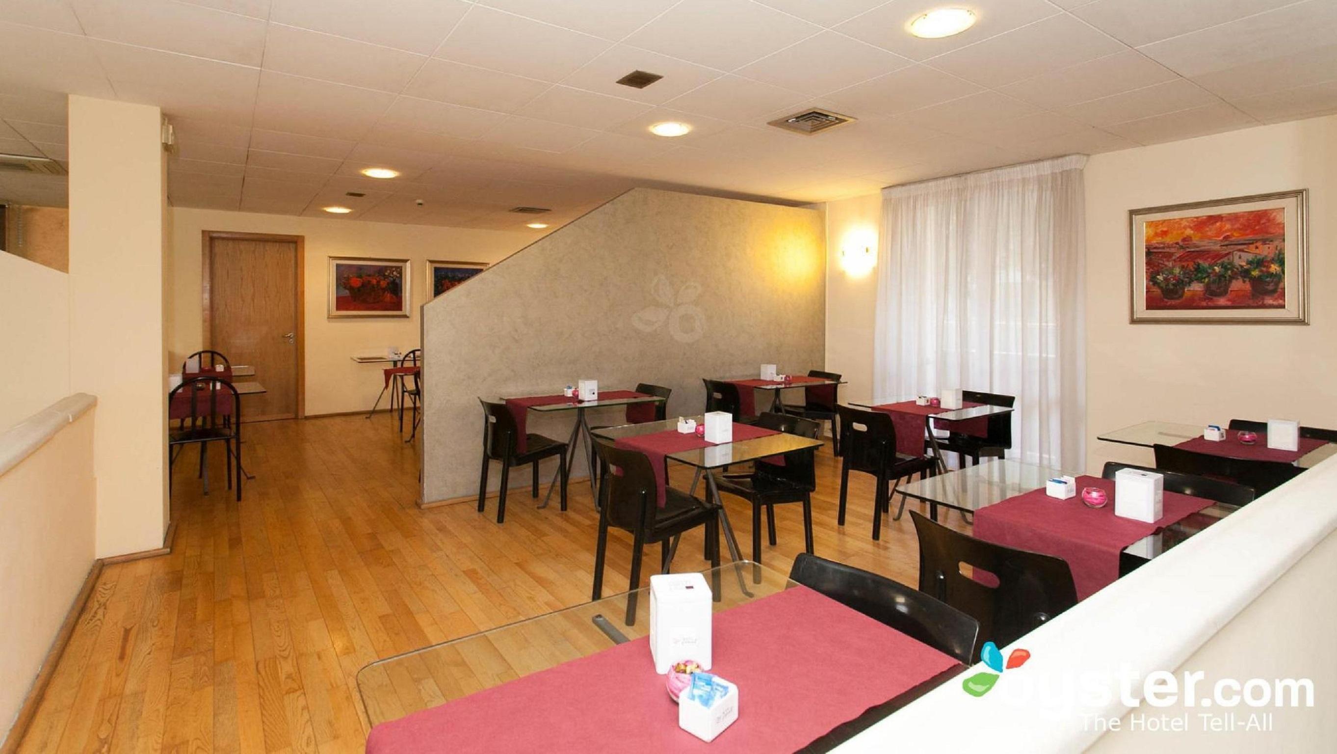 Hotel Zenit Salento Lecce Bagian luar foto