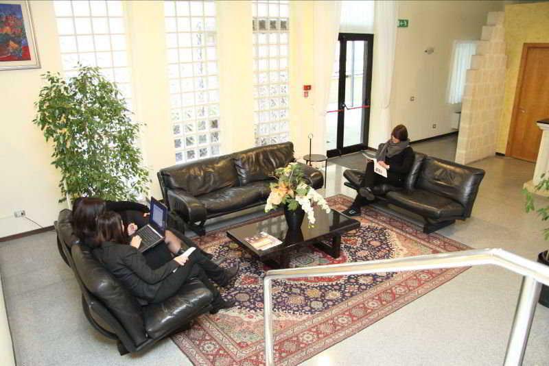 Hotel Zenit Salento Lecce Bagian luar foto