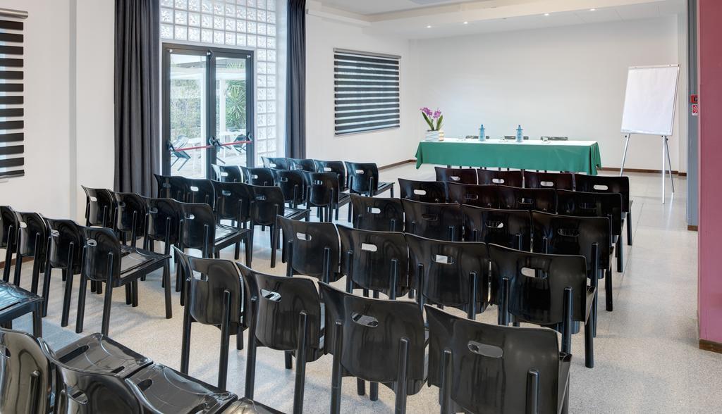 Hotel Zenit Salento Lecce Bagian luar foto