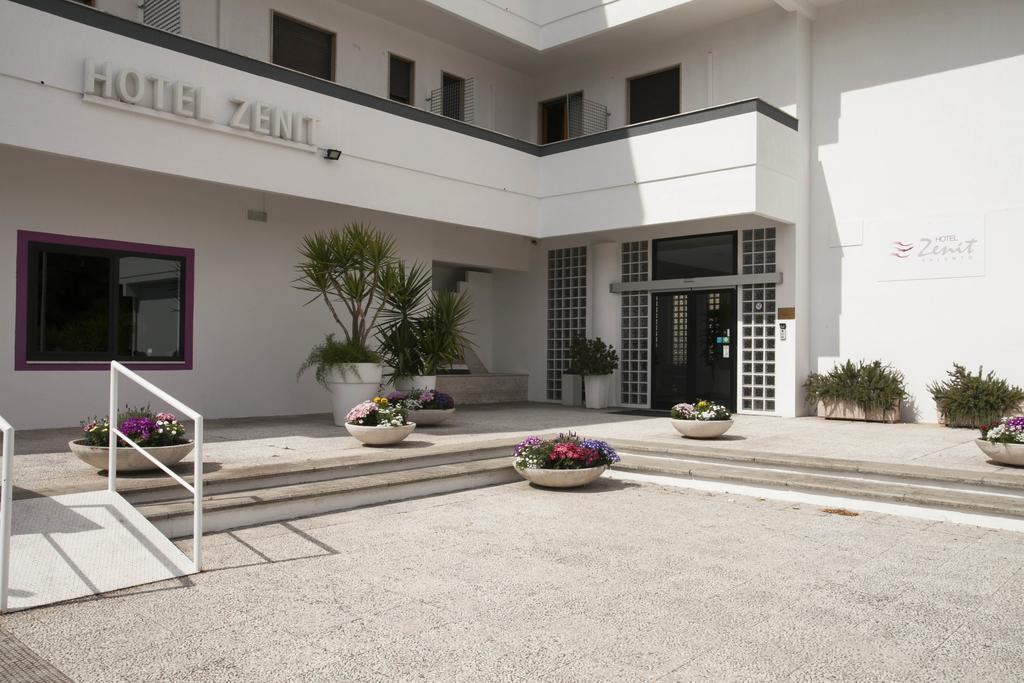 Hotel Zenit Salento Lecce Bagian luar foto