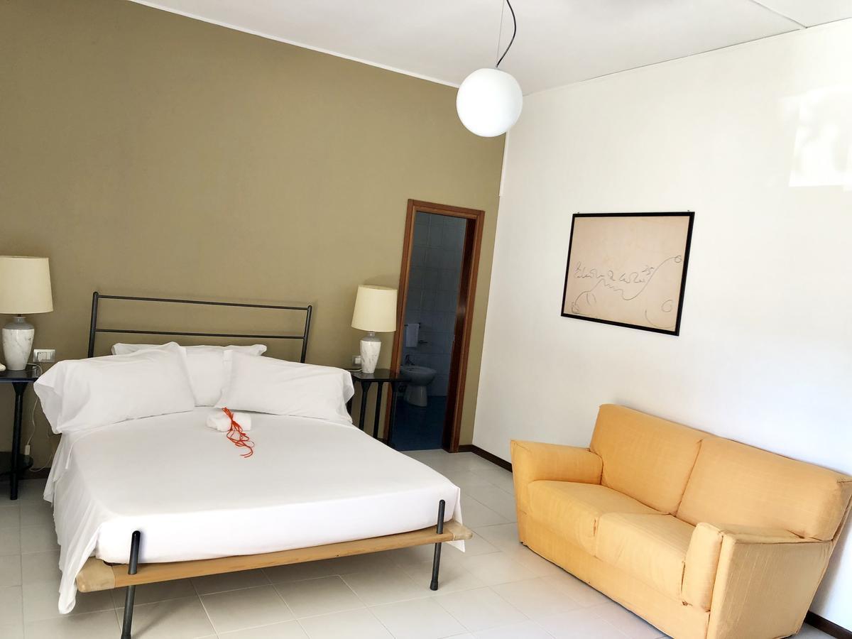 Hotel Zenit Salento Lecce Bagian luar foto