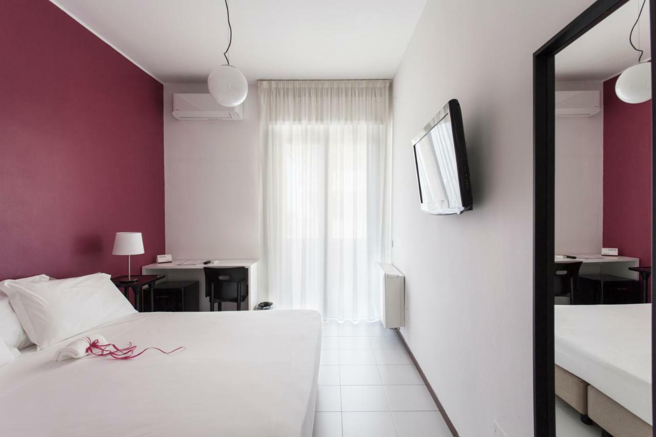 Hotel Zenit Salento Lecce Bagian luar foto
